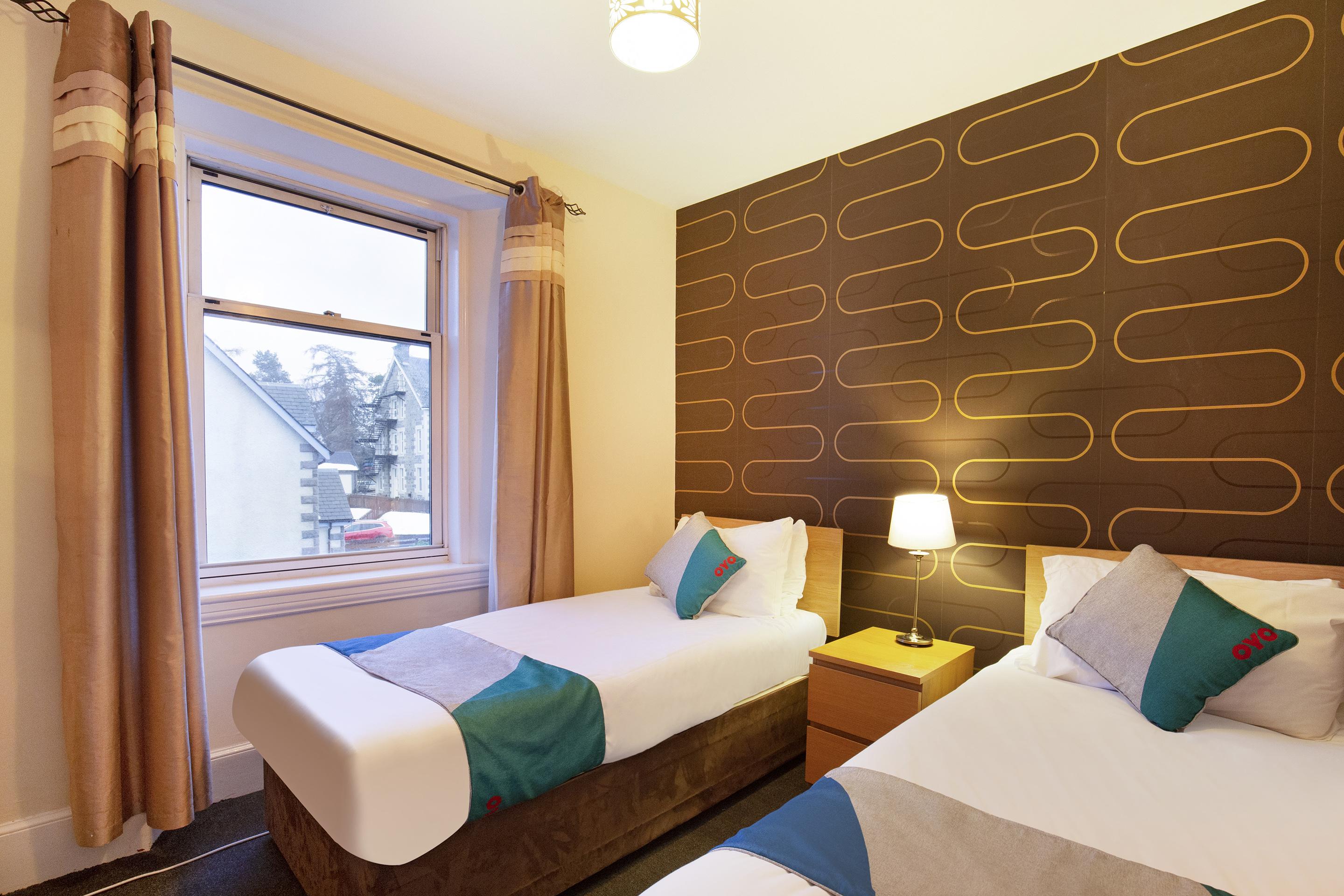 Oyo Braeriach Hotel, Highlands Scotland Newtonmore Exterior foto