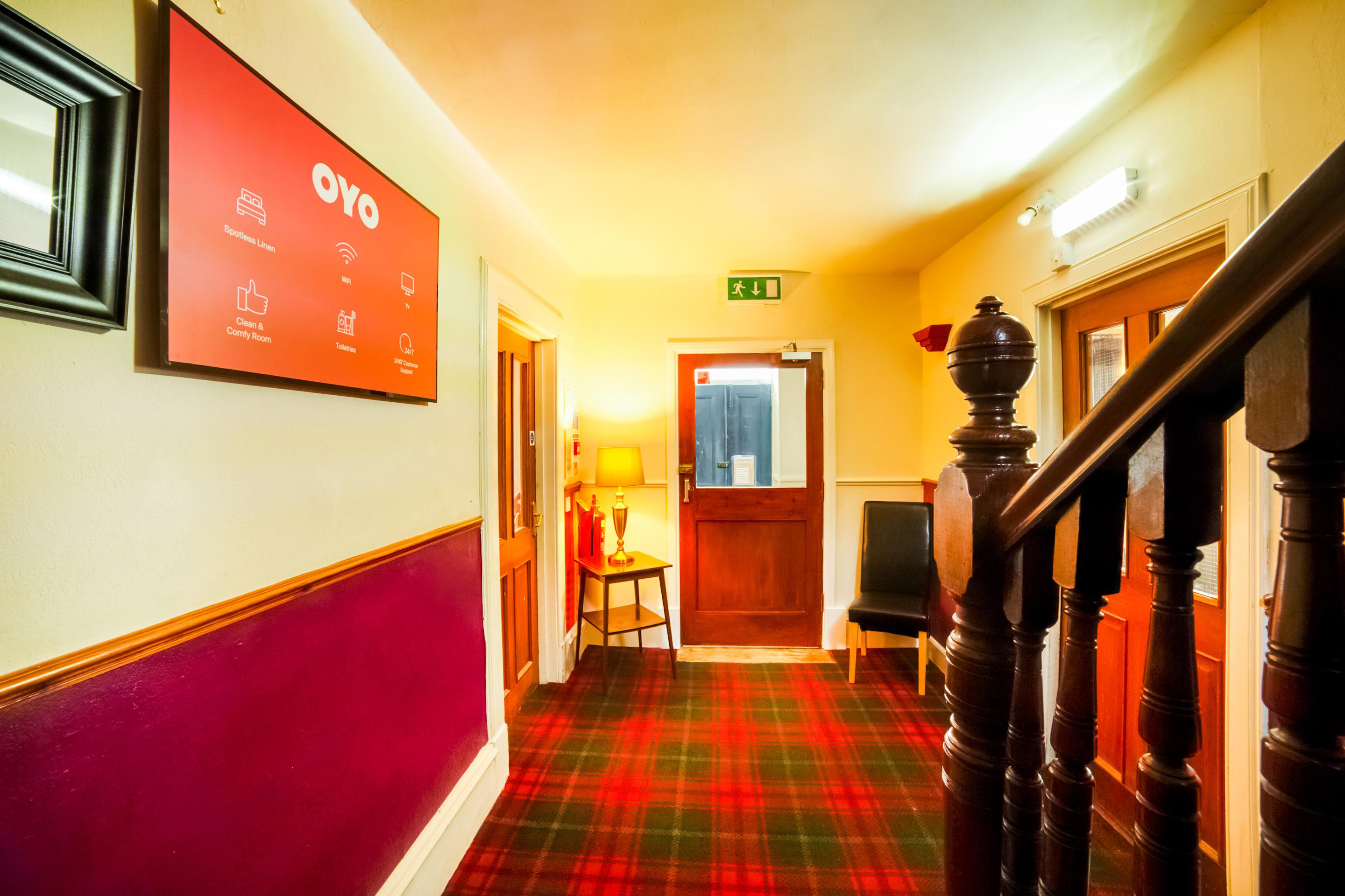 Oyo Braeriach Hotel, Highlands Scotland Newtonmore Exterior foto